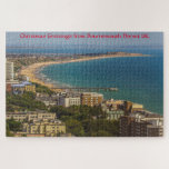 Plage de Bournemouth. puzzle<br><div class="desc">La plage de Bournemouth Jigsaw. Ces Jigsaws sont faits de carton robuste et montés sur carton, ces puzzles sont imprimés en couleur vive et pleine. Pour vous, ou pour offrir. Taille : 1014 pièces. Inclut une belle boîte cadeau avec une image de puzzle imprimée sur le couvercle. Fabriqués à partir...</div>