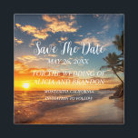 Plage Sable Tropical Mariage Moderne Waves Magnet<br><div class="desc">Tropical,  plage,  simple,  vagues,  destination,  palmiers,  élégant,  Mariage moderne,  Save the Date aimant. Vous pouvez le personnaliser avec vos détails.</div>