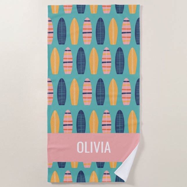 Plage Surfs Up Planches de surf rose et fleurs Serviette (Devant)