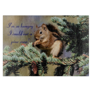 Planche à découper affamée d'écureuil