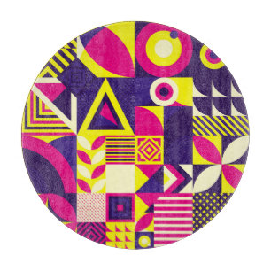 Planche À Découper Art pop, formes géométriques colorées.