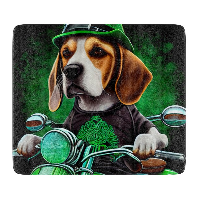 Planche À Découper Beagle Chien conduisant vélo St. Patrick's Day (Devant)