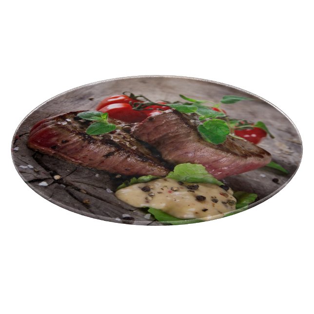 Planche À Découper Biftecks grillés de BBQ avec les herbes et les (Coin)