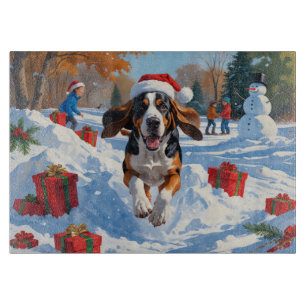 Planche À Découper Bluetick Coonhound courant dans la neige avec Noël