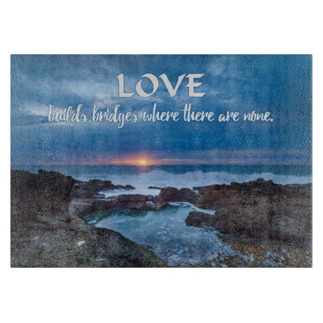 Planche À Découper Carte de découpe Love Builds Bridges (Devant)
