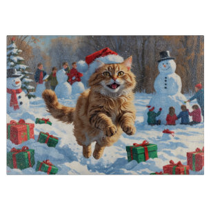 Planche À Découper Chat Angora Turc courant dans la neige avec un cha