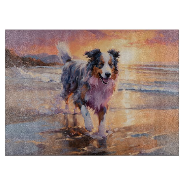 Planche À Découper Chien berger australien sable sur coucher de solei (Devant)