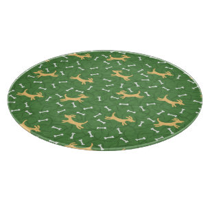 Planche À Découper chiens chanceux avec l'arrière - plan d'os