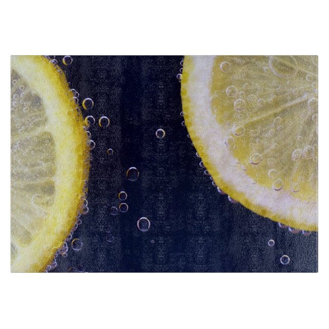 Planche À Découper Délicieuses tranches de citron dans l'eau (Devant)