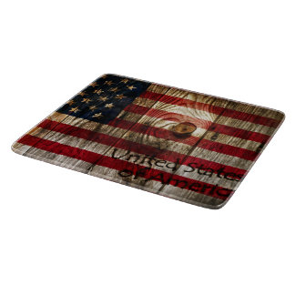 Planche À Découper Drapeau américain dans le bord en bois