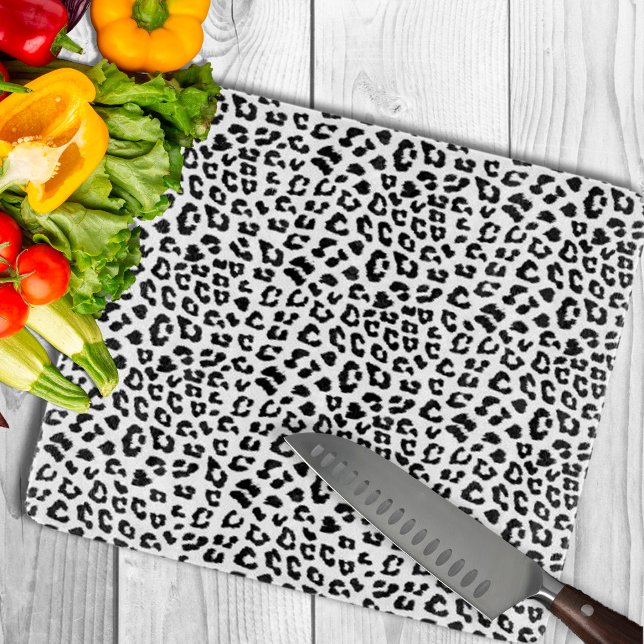 Planche À Découper Empreinte de léopard noir et blanc (Leopard Print Black and White Cutting Board by Looly Elzayat
)