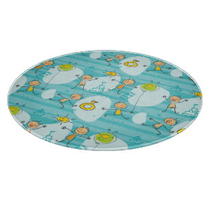 Planche À Découper Enfants mignons jouant sur le motif de plage