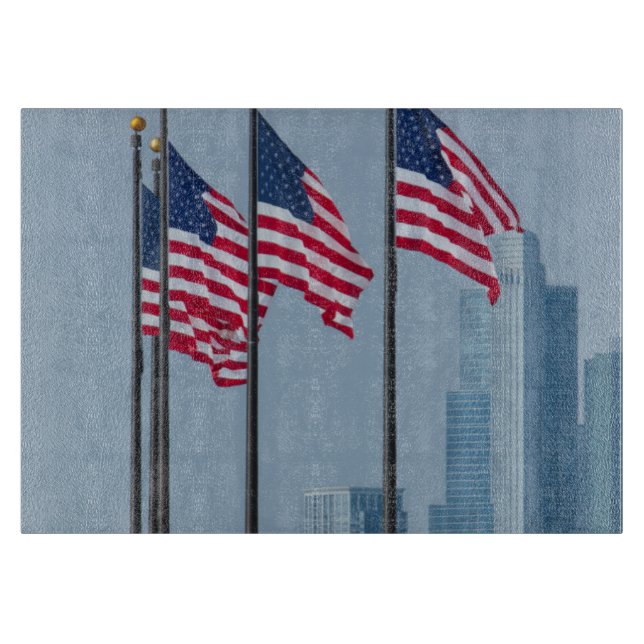 Planche À Découper Illinois, Chicago. Navy Pier, drapeaux américains  (Devant)