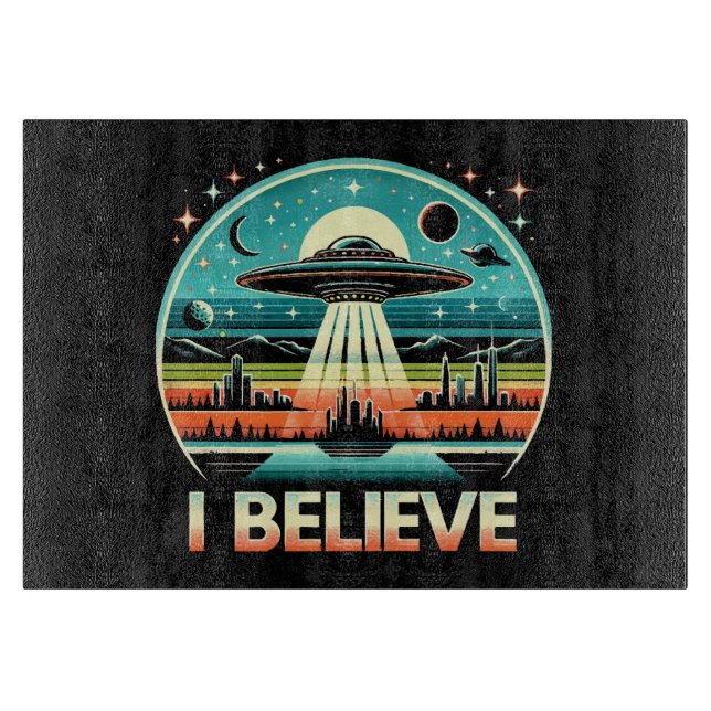 Planche À Découper Je crois - UFO (Devant)