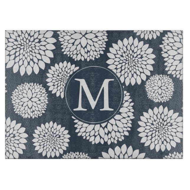 Planche À Découper Monogramme de Fleurs Bleues Chic (Devant)