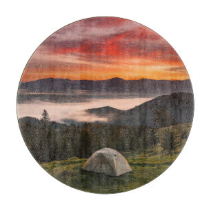 Planche À Découper Montagnes Camping Foggy Sunrise