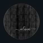 Planche À Découper Noir Blanc Moderne Minimaliste Élégant Monogramme<br><div class="desc">Découvrez notre collection minimaliste moderne de monogrammes noirs et blancs : Faites preuve de simplicité et de sophistication grâce à nos designs minimalistes, conçus pour élever votre style sans effort. Réalisée avec un oeil attentif pour l'esthétique moderne, cette collection présente des motifs noirs et blancs épurés accentués par des monogrammes...</div>