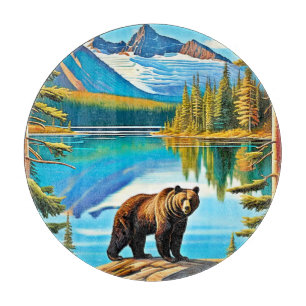 Planche À Découper Ours de montagne : Art de la réflexion sur le lac