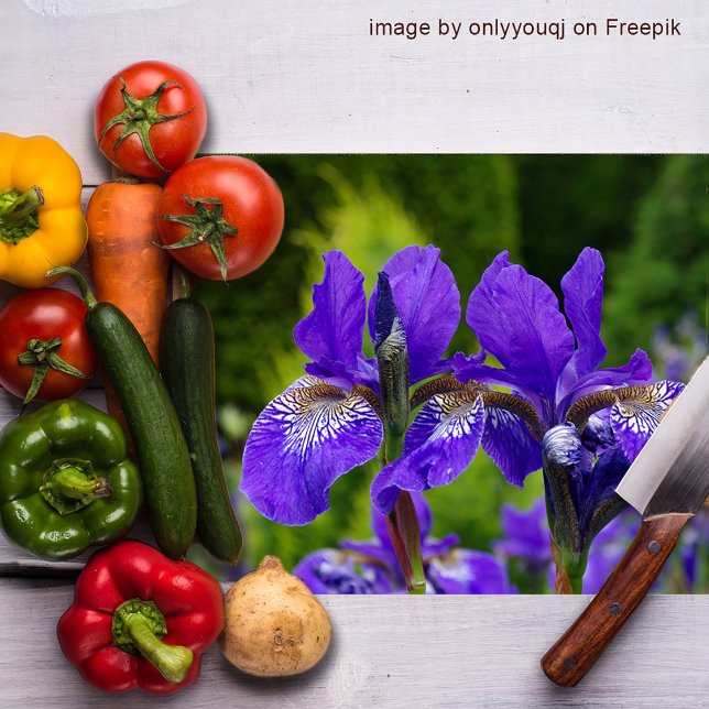 Planche À Découper Photographie florale d'Iris sibirica (Créateur téléchargé)