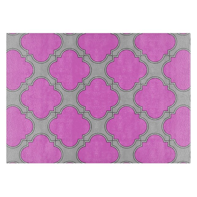 Planche À Découper Quatrefoil rose et gris (Devant)