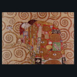 Planche À Découper Réalisation par Gustav Klimt, Art Nouveau Vintage<br><div class="desc">L’oeuvre de Gustav Klimt, L’Embrace (1909) est un symbole de l’ère victorienne vintage Symbolisme de l’art, de l’amour et du portrait romantique, avec un jeune couple qui s’embrasse. A propos de l'artiste : Gustav Klimt (1862-1918) était un peintre symboliste autrichien et un des membres les plus en vue du mouvement...</div>