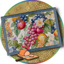 PLANCHE À DÉCOUPER - Recouverte de fruits colorés
