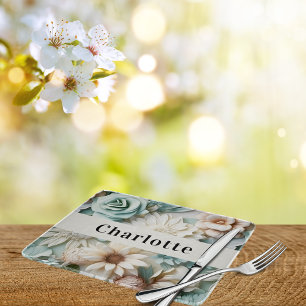 Planche À Découper Sage vert crème fleurons nom script