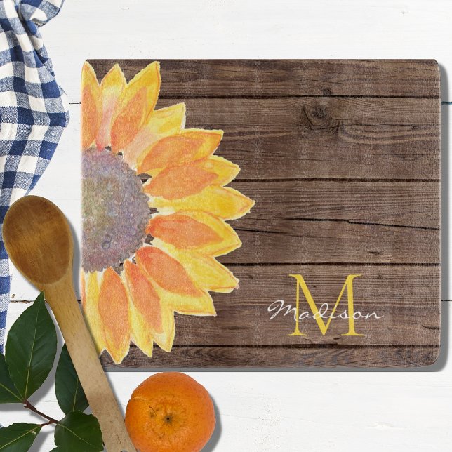 Planche À Découper Sunflower Barn Wood monogram Name (Créateur téléchargé)
