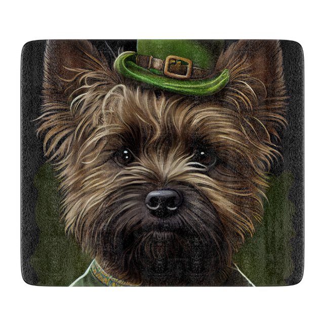 Planche À Découper Tervueren Cairn en robe pour la Saint-Patrick (Devant)