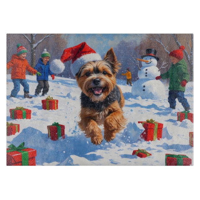 Planche À Découper Tibetan Terrier courant dans la neige avec un chap (Devant)
