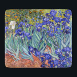 Planche À Découper Vincent Van Gogh Irises Floral Vintage Fine Art<br><div class="desc">Vincent Van Gogh Blue Irises Floral Fine Art Irises est l'un des nombreux tableaux d'iris de l'artiste post-impressionniste néerlandais Vincent van Gogh. Comme beaucoup d'artistes de son époque, Van Gogh a été influencé par les estampes japonaises ukiyo-e. Les contours forts, les angles inhabituels, y compris les vues rapprochées, sont un...</div>