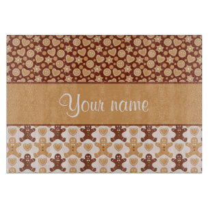 Planche À Découper Visages et coeurs de bonhommes en pain d'épice