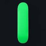 Planche de skateboard à écran vert<br><div class="desc">Imaginez un skateboard qui peut être tout ce que vous voulez. Eh bien,  c'est exactement pour cela que cette planche a été créée. Ce deck peut être modifié pour afficher n'importe quelle image ou vidéo que vous souhaitez.</div>