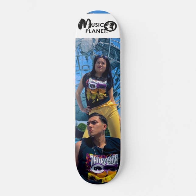 PLANÈTE MUSIQUE / TST Skateboard (Recto)