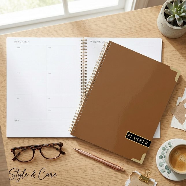 Planificateur Élégant Classique pour l'Organisatio (Classic Stylish Planner for Everyday Organization)