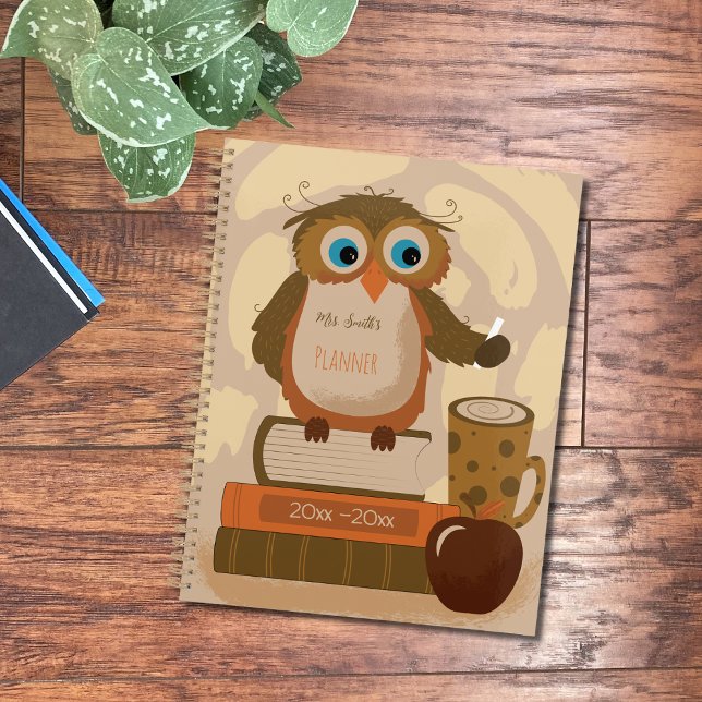 Planificateur enseignant de chouette Brown avec an (Brown owl teacher planner with name .)