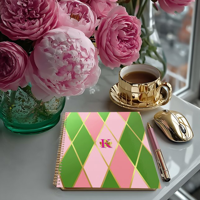 Planificateur Monogrammé Argyle Rose et Vert Posh (Stylish Posh Plaid Pink and Green Monogrammed Argyle Planner/Glossy Softcover of Matte Hardcover)