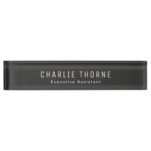 Plaque de bureau noire givrée avec nom et titre