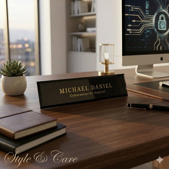Plaque de bureau personnalisée pour professionnel  (Custom Desk Name Plate for Cybersecurity Pro)