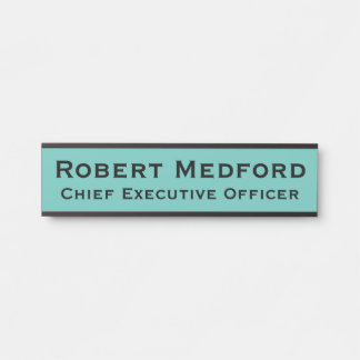 Plaque de signalisation moderne de la porte bleue