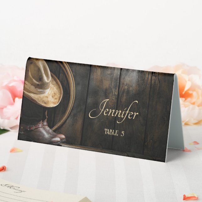 Plaque De Table Bottes, Casquette et Mariage de bois (In SItu (Mariage))