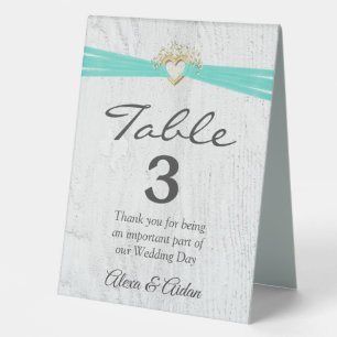 Plaque De Table Coeur d'or avec Ruban Aqua sur bois blanchi