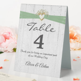 Plaque De Table Coeur mariage Avec Ruban Vert Sage Sur Bois