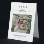 Plaque De Table Elegance Script Photo Mariage Tableau No Seize<br><div class="desc">Design moderne et élégant imprimé Élégance Script moderne Mariage photo Numéro de table Seize tente de table Signal qui peut être customisé avec votre texte et ajouter chaque carte de numéro de table à votre panier, un par un. Cliquez sur le bouton "Customiser" et utilisez notre outil de conception pour...</div>