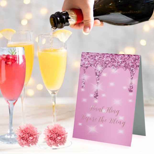 Plaque De Table Élégant rose chaud pailleté goutte à goutte enterr (Glam hot pink glitter drip sign — customizable Final Fling Before the Bling bachelorette decor)