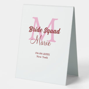 Plaque De Table Équipe de mariée ajoutez nom monogramme demoiselle