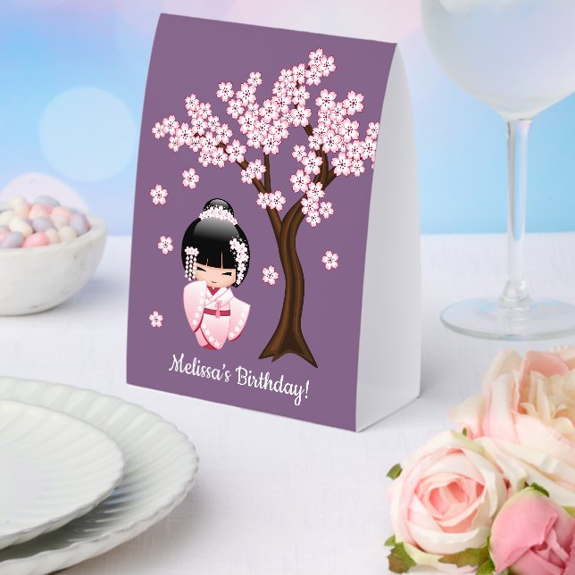 Plaque De Table Kimonos rose Kawaii Poupée Kokeshi sur Violet (Insitu (mariage))