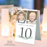 Plaque De Table Mariage Tableau Numéro 2 Photos Végétation<br><div class="desc">Panneau de tente avec 2 photos de la mariée et du marié au fil des ans pour divertir les invités. Numéro de table mariage personnalisé. Amusant d'avoir des photos d'âge similaires sur le même panneau et des photos différentes sur chaque table que les invités se mélangent. Imprimé sur les deux...</div>