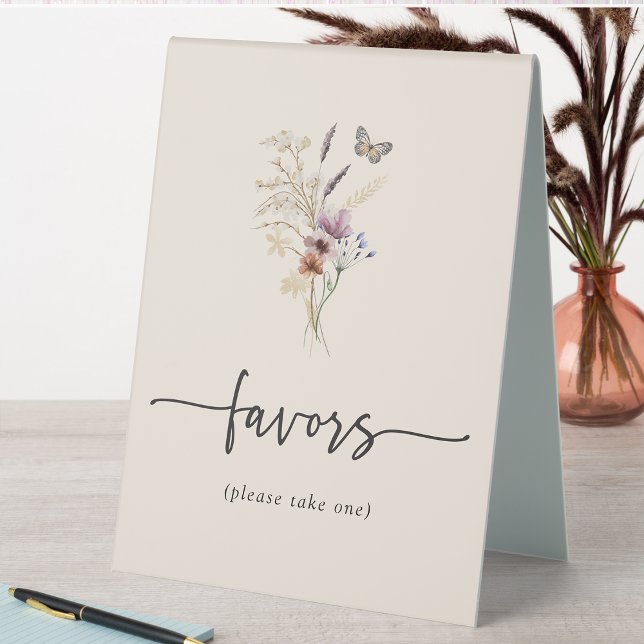 Plaque De Table Panneau de tente de faveur boho (Boho Butterfly Floral Favors Tent Sign by Painted Paperie
)