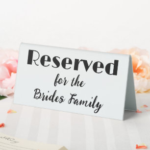 Plaque De Table Simple réservée à la famille Brides